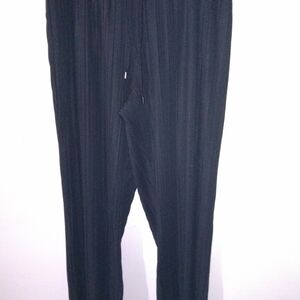 NWT Sabrina Lauren Women's Baggy Cropped Fit Pants